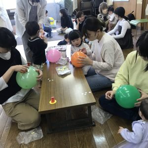 光岡子育てサロンへ出前保育に行ってきました
